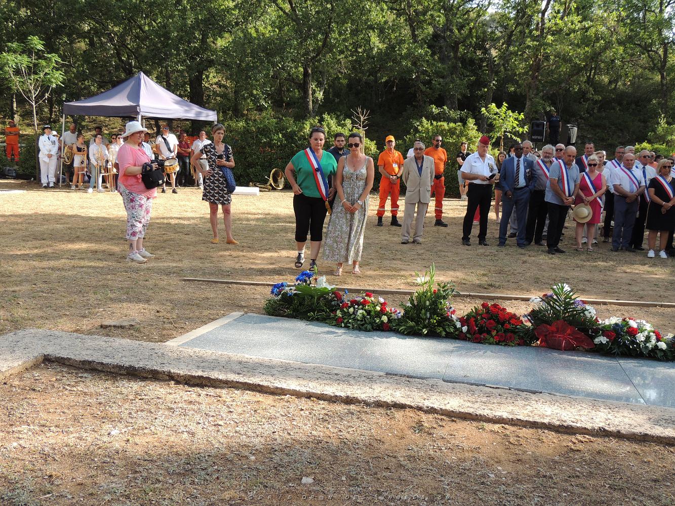 2023 07 18 SIGNES - HOMMAGE AUX 38 RESISTANTS FUSILLES EN 1944 (65).JPG -           